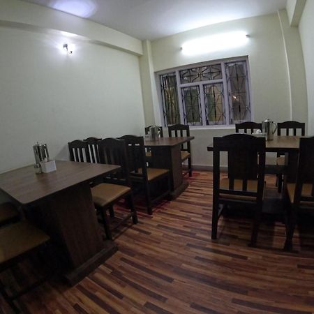 Hotel Global Village Kathmandu Esterno foto
