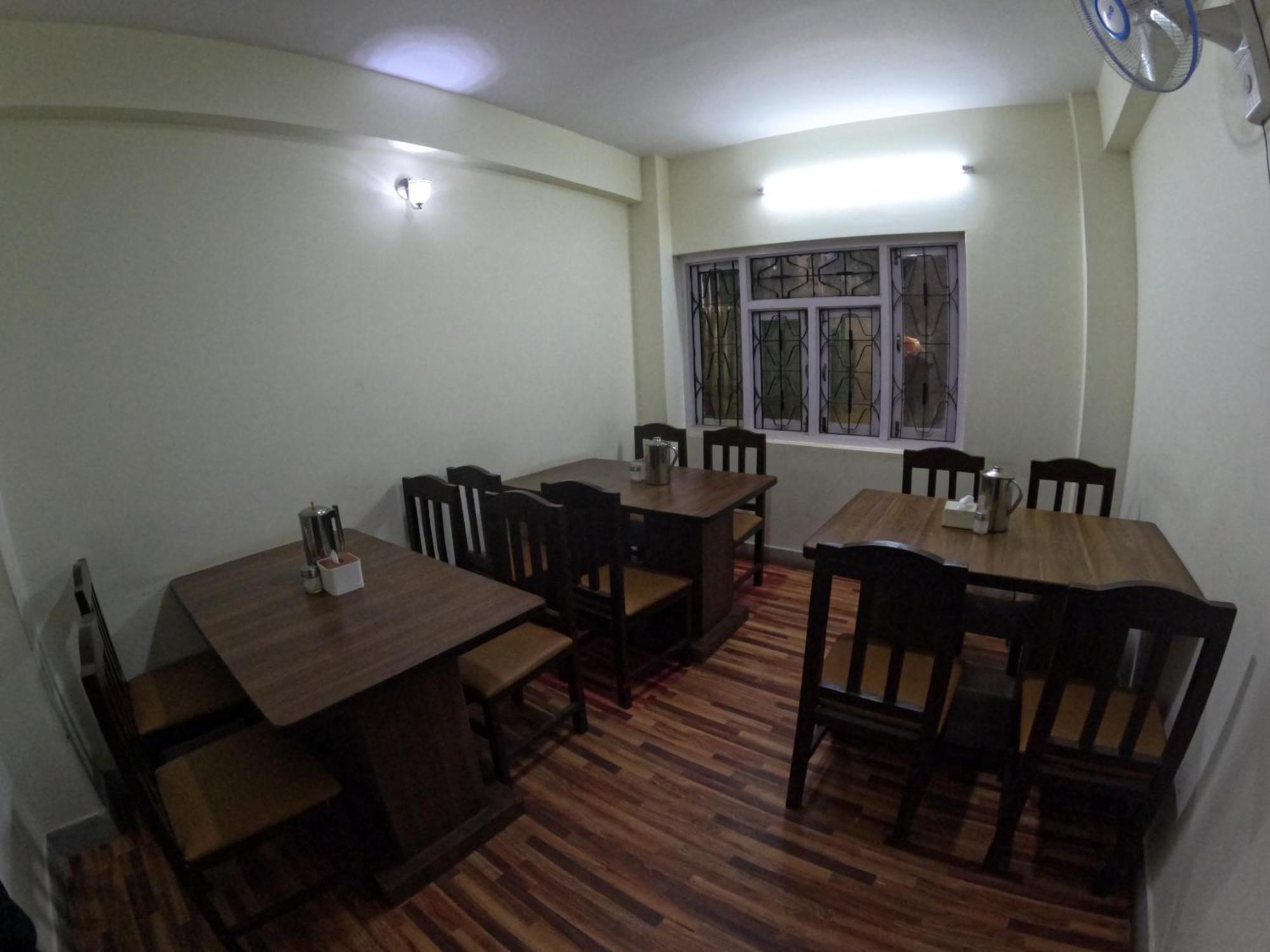 Hotel Global Village Kathmandu Esterno foto